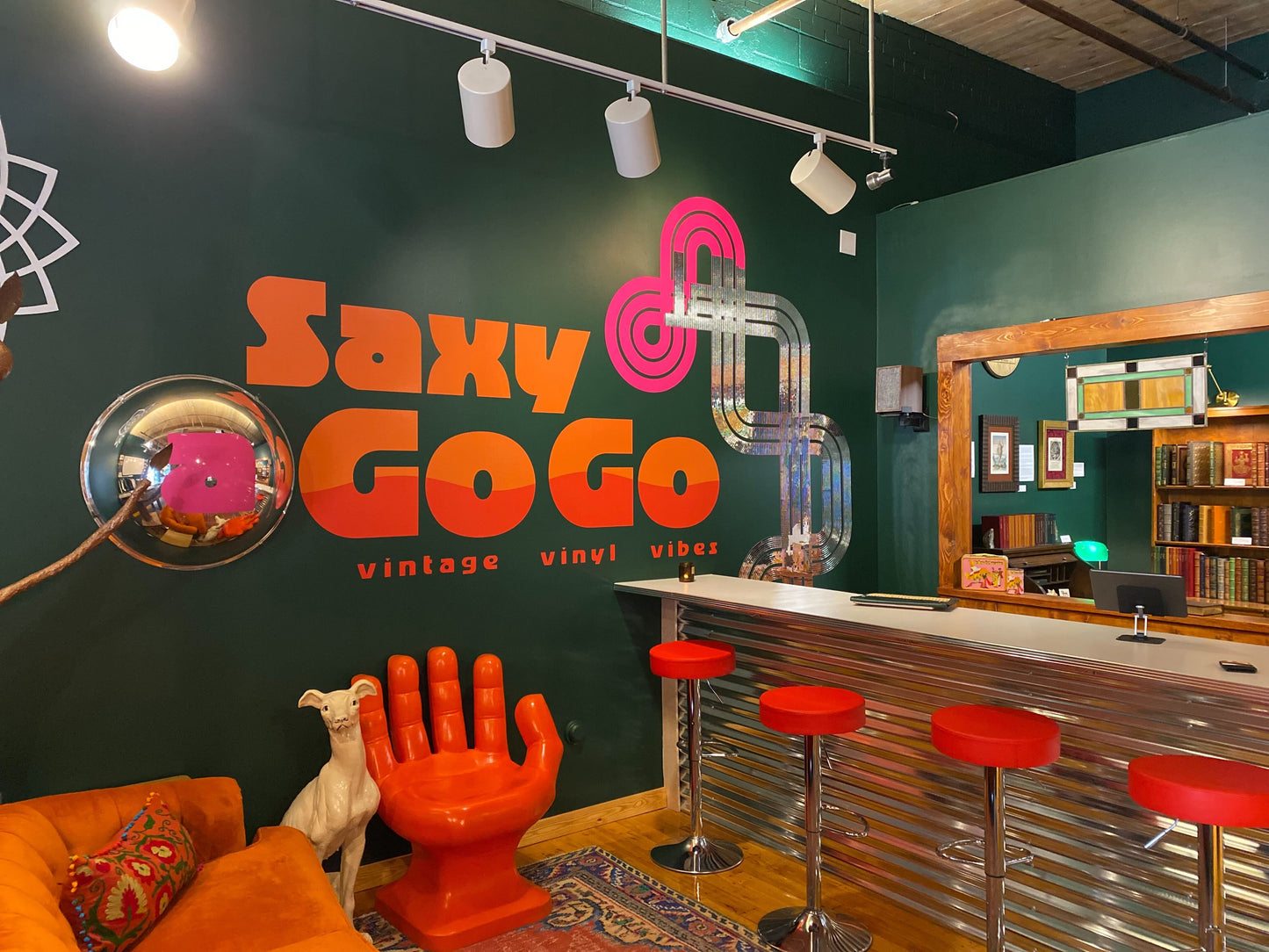 Go Go Lounge Rental (Hourly)